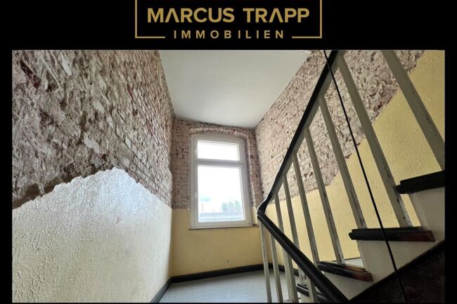 Startbild_Logo_Marcus Trapp Immobilien_schwarz.001