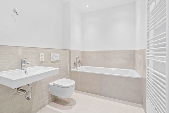 Ensuite-Bad im Schlafzimmer